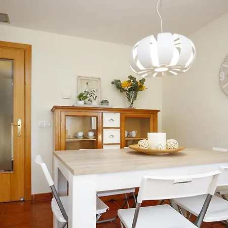 Lila New Planet Costa Dorada Apartment
